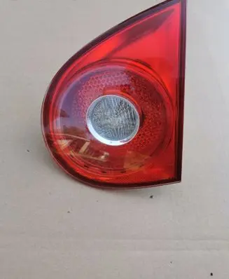 Volkswagen Golf V Tailgate rear/tail lights