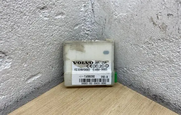 Volvo V50 Alarm control unit/module 30679205 4405ADA5823 TA5802002