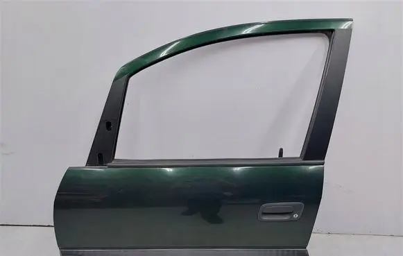 Opel Zafira Life Front door 