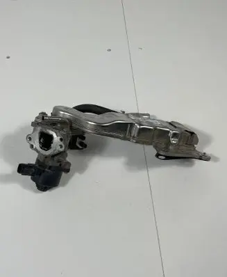 Toyota RAV 4 (XA50) EGR valve 2568025060 2562024050 25620