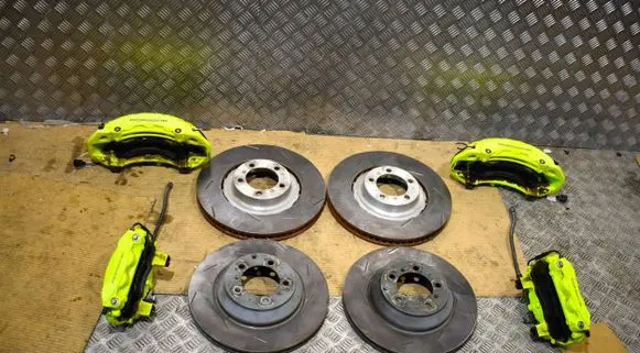 Porsche Panamera (971) Brake discs and calipers set 