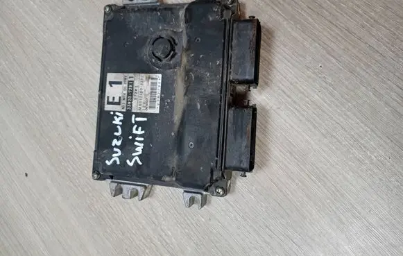 Suzuki Swift I Engine control unit/module ECU