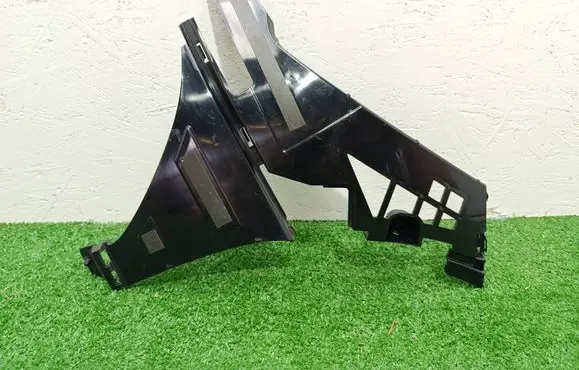 Mercedes-Benz CLA C118 X118 Front bumper mounting bracket A1188853501