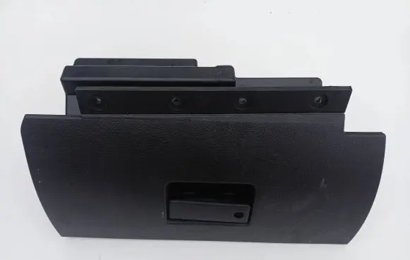 Ford Mustang V Glove box 44Z32890