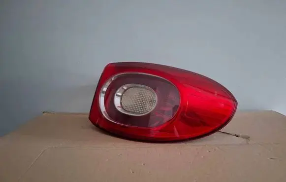 Volkswagen Tiguan Rear/tail lights 5N0945096H