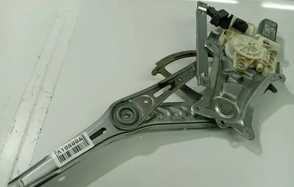 Opel Vectra C Sliding door window regulator with motor 9178986