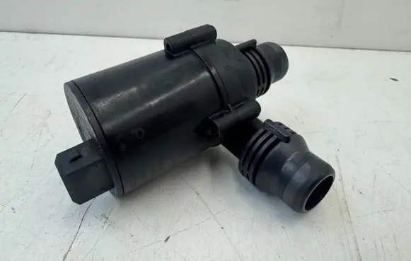 BMW X5 F15 Electric auxiliary coolant/water pump 9197085