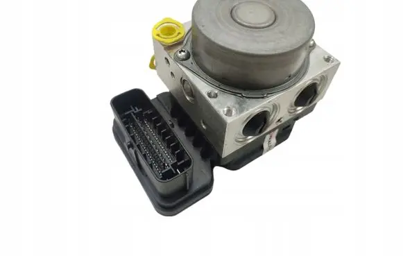 Toyota Avensis T220 Master brake cylinder 44510-47070