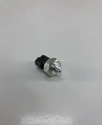 Toyota RAV 4 (XA40) Air conditioning (A/C) pressure sensor 4990007880