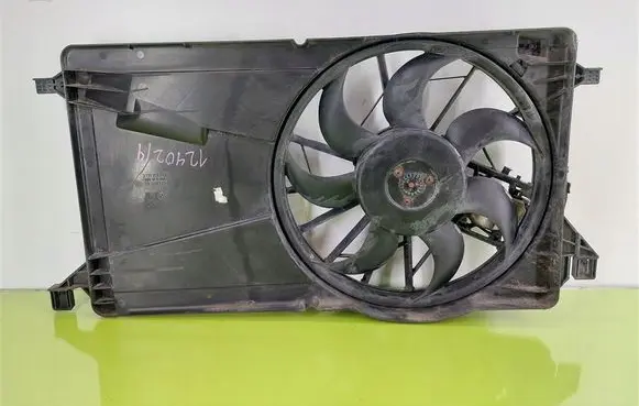Ford C-MAX I Electric radiator cooling fan 3M5H8C607RH