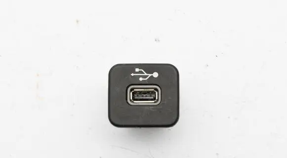 USB socket connector