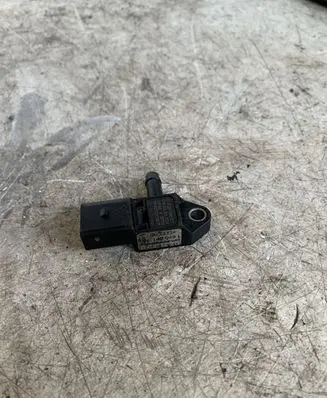 Seat Leon (5F) Exhaust gas pressure sensor 0281006222