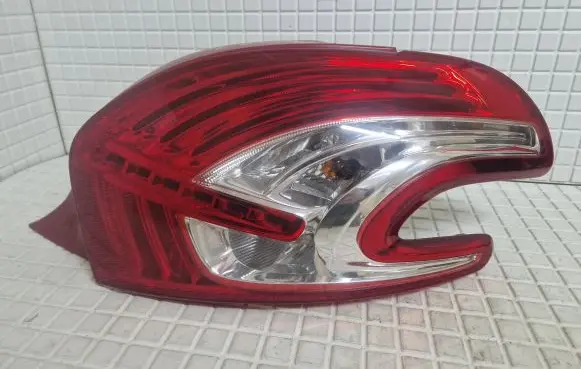 Peugeot 208 Rear/tail lights 79998D V15020 V150200