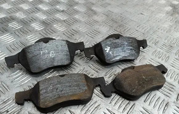 Renault Laguna II Brake pads (front) 