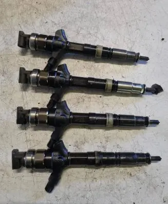 Toyota Avensis T250 Fuel injector 236700G010 07G07915