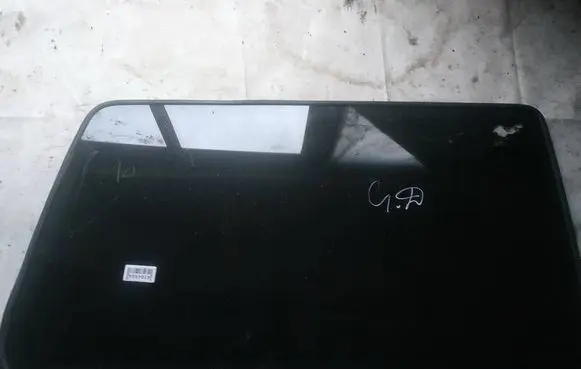Volkswagen Transporter - Caravelle T4 Rear side window as2