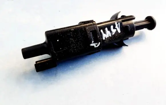 Volvo S40, V40 Brake pedal sensor switch 9146505