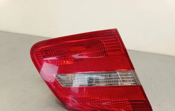 Mercedes-Benz B W246 W242 Tailgate rear/tail lights A2468200764 6070E13100 607201