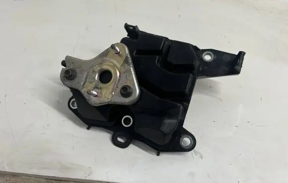 Toyota RAV 4 (XA50) Oil breather separator 1221125010