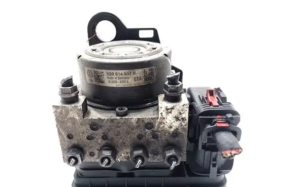 Skoda Octavia Mk3 (5E) ABS Pump 5Q0614517Q
