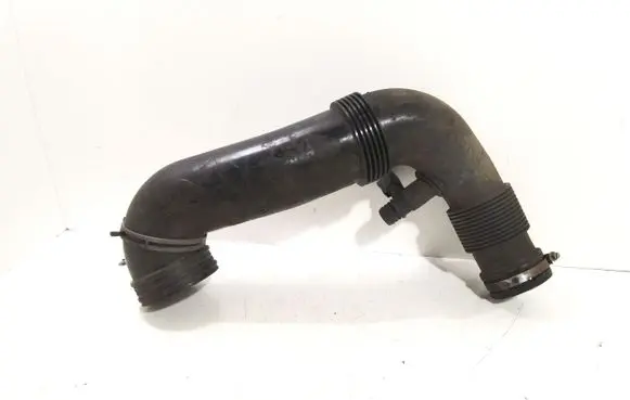 Audi Q7 4L Intercooler hose/pipe 7L8129572A