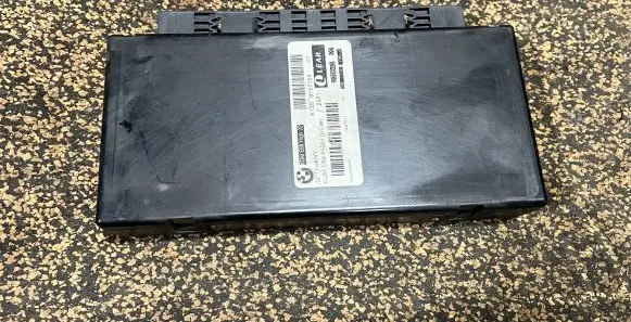 BMW 5 E60 E61 Comfort/convenience module 61359157155 9157155