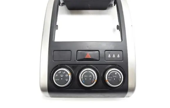 Nissan X-Trail T31 Climate control unit C7514