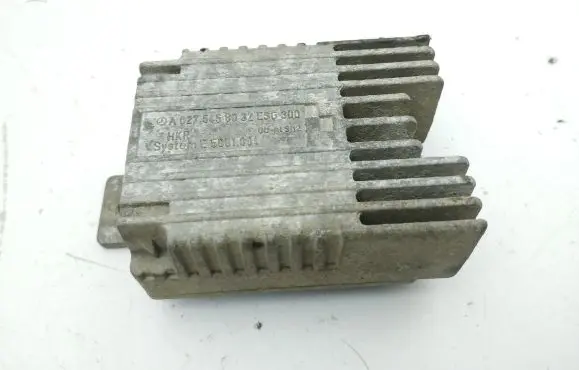 Mercedes-Benz A W168 Coolant fan relay A0275458032