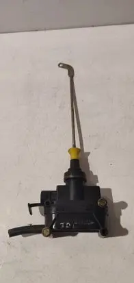 Loading door lock