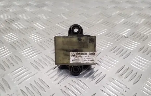 Glow plug pre-heat relay