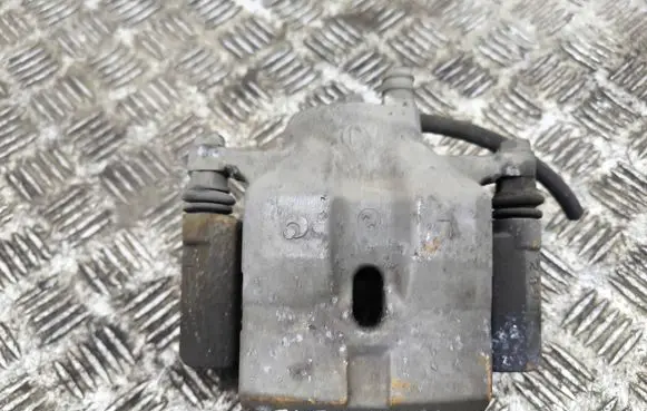 Toyota Prius (XW30) Front brake caliper
