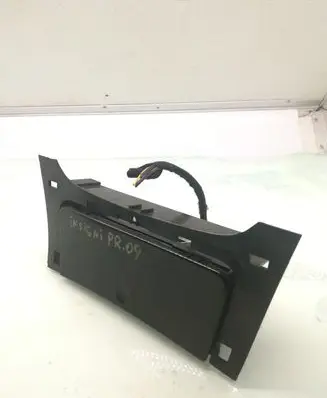 Opel Insignia A Glove box 1014648 13320460