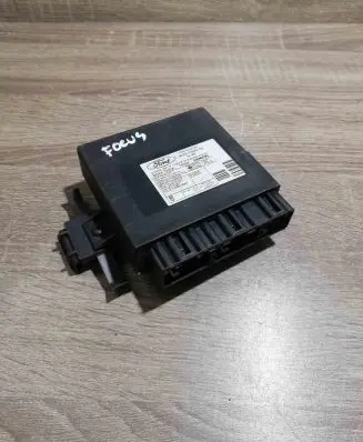 Ford Focus Comfort/convenience module 98AG15K600DA 5WK47230A