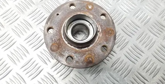 Volkswagen Jetta VI Rear wheel ball bearing 