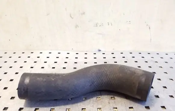Toyota Avensis T250 Intercooler hose/pipe