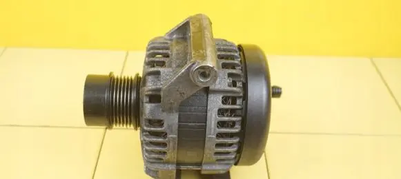 Opel Corsa E Generator/alternator 0126312106 B13DTR