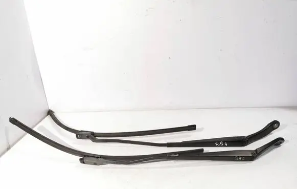 Citroen DS4 Front wiper blade arm 9687490380 9687494480