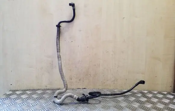 Volkswagen Tiguan Vacuum line/pipe/hose 1K2612179A 5N0612041L