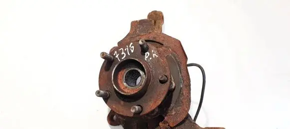 Nissan Murano Z50 Front wheel hub