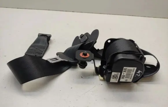KIA Sportage Rear seatbelt 898203U200 898203U200WK 625953000A
