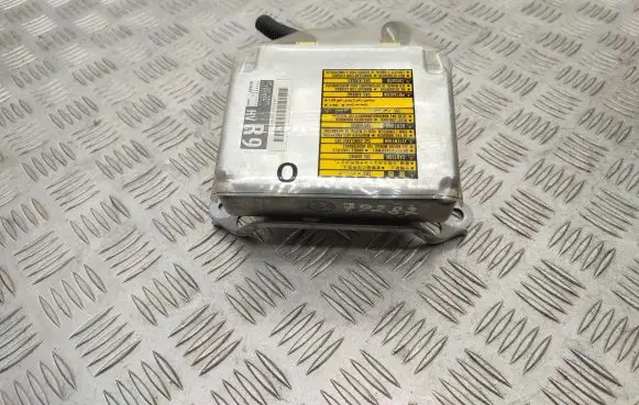 Lexus RX 330 - 350 - 400H Airbag control unit/module 8917048160 1523007611