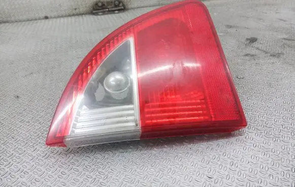 Ford Galaxy Tailgate rear/tail lights 7M5945093C