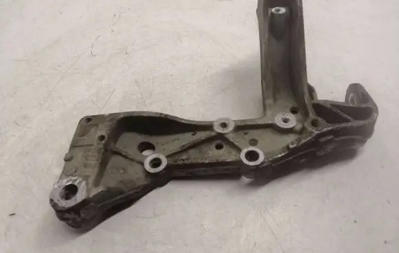Volkswagen Touran I Front lower control arm/wishbone 1K0199295F 15092003