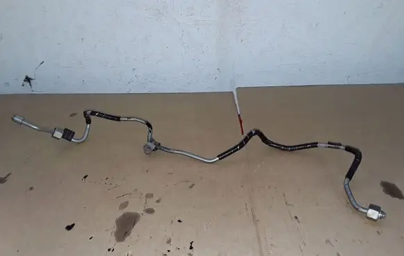 Land Rover Range Rover Sport L320 Fuel injector supply line/pipe 9X2Q9E920CE