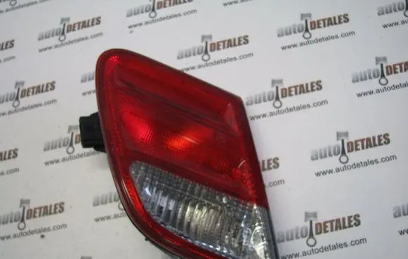 Mercedes-Benz E W210 Tailgate rear/tail lights A2108203964