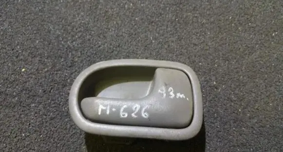 Mazda 626 Rear door interior handle dh22i