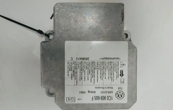 Skoda Fabia Mk2 (5J) Airbag control unit/module 1C0909605F