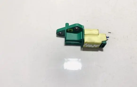 Audi Q7 4L Airbag deployment crash/impact sensor 1k0909606c 5wk43544