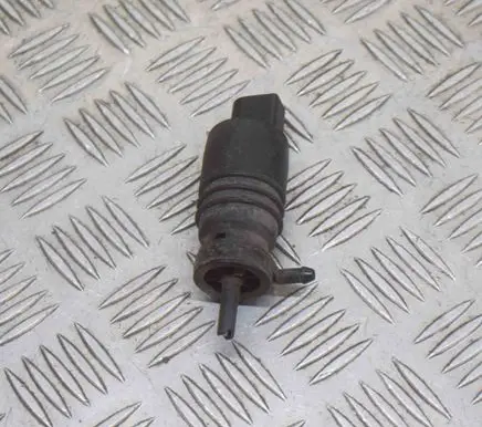 Volkswagen Phaeton Windscreen/windshield washer pump