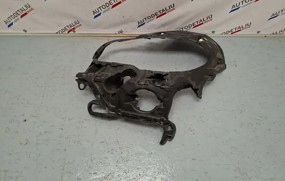 BMW X5 E70 Fender mounting bracket 7157987